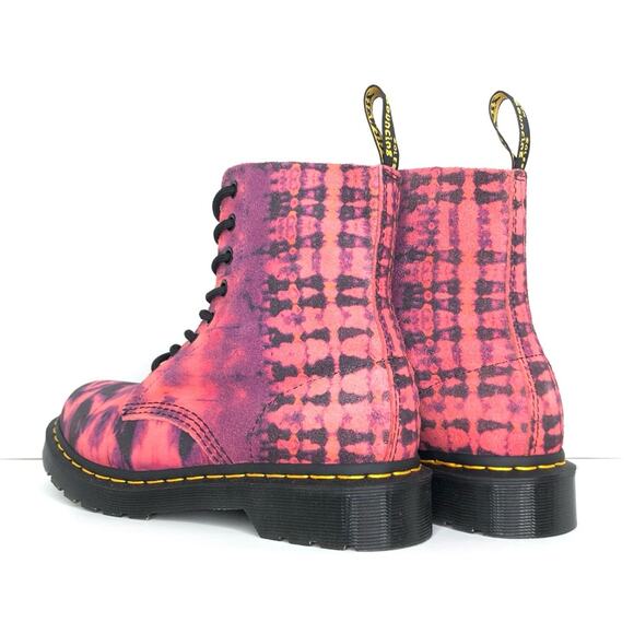 NWT Dr Martens Purple Tie Dye 1460 Lace Up Ankle Boots Women’s 7 Shoes - Picture 7 of 13